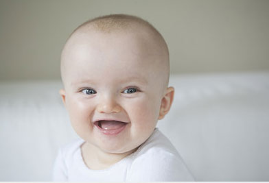 几个月宝宝会笑 33.jpg